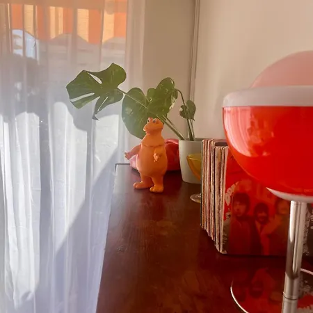 A Deux Pas De L'eau *